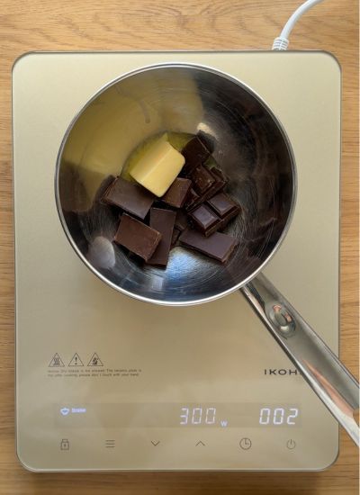 fundir chocolate mantequilla cookies brownie