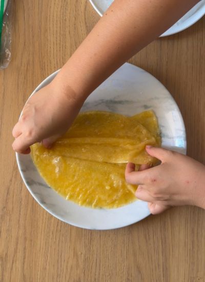 cortar papel de arroz para cruasán 3