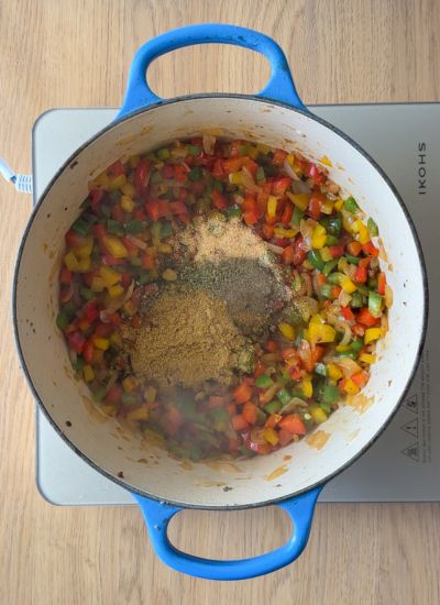 añadir especias chili