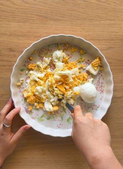 chafar huevos duros