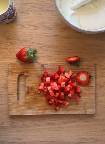 cortar fresas en trocitos