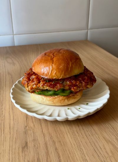 hamburguesa pollo montada