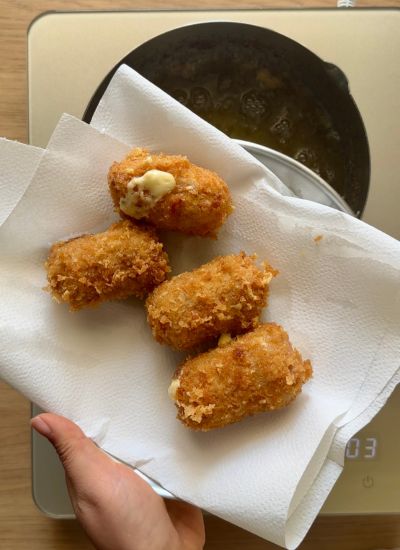tonkatsu de queso y cerdo frito