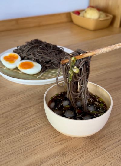 fideos zuru soba con salsa