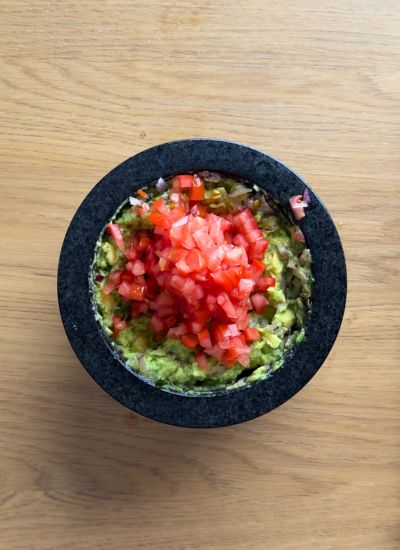 añadir tomate guacamole