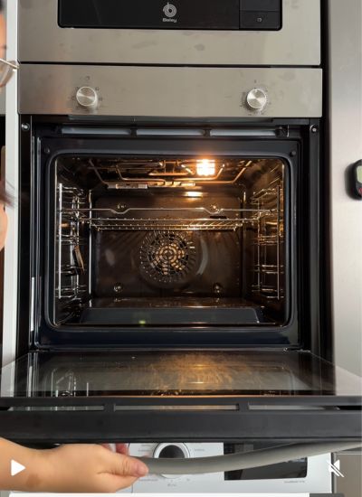 preparar horno hornear pizza