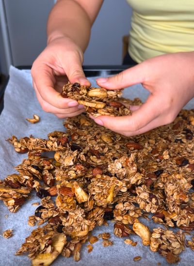 desmenuzar granola