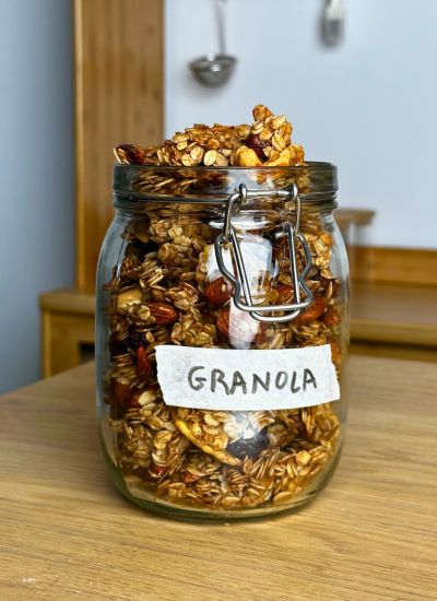 granola en tarro hermetico