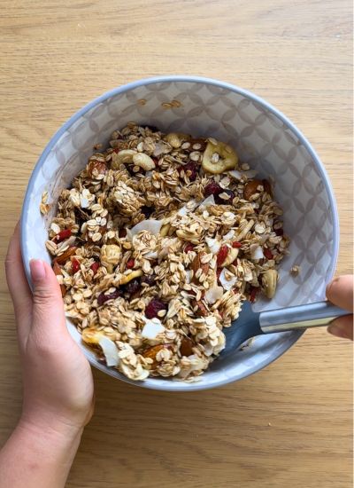 mezclar ingredientes granola