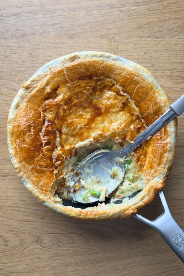 Pastel de Pollo con Hojaldre (Chicken Pot Pie casero)