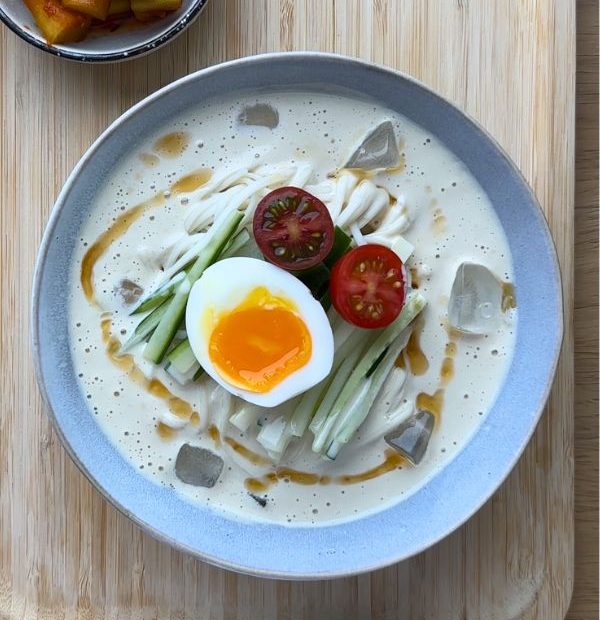 fideos frios de tofu coreanos